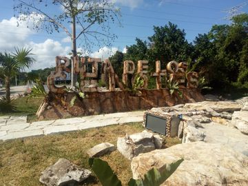 Terreno con Villa y Cenote en Ruta de Los Cenotes, Puerto Morelos
