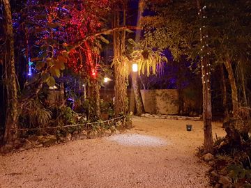Terreno con Villa y Cenote en Ruta de Los Cenotes, Puerto Morelos