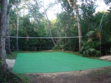 Terreno con Villa y Cenote en Ruta de Los Cenotes, Puerto Morelos