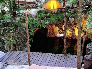 Terreno con Villa y Cenote en Ruta de Los Cenotes, Puerto Morelos