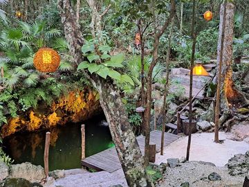 Terreno con Villa y Cenote en Ruta de Los Cenotes, Puerto Morelos