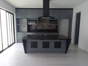 Casa con alberca privada en Residencial Exclusivo