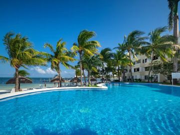 Exclusivo Departamento con Vista y Acceso al Mar Caribe - Ideal Renta Vacacional