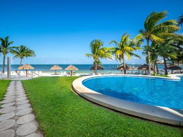 Exclusivo Departamento con Vista y Acceso al Mar Caribe - Ideal Renta Vacacional