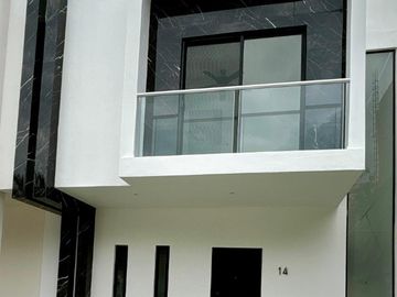 Nueva Casa en Venta Residencial Arbolada