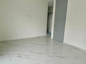 Nueva Casa en Venta Residencial Arbolada