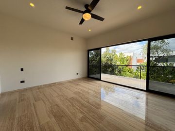 Hermosa Casa en Residencial Lagos del Sol