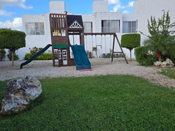 Hermosa casa en Residencial Izamal