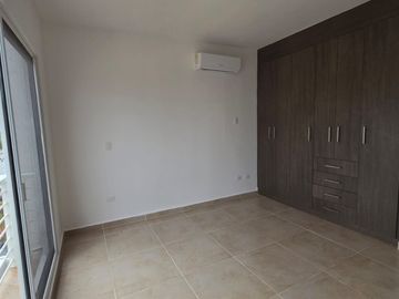 Hermosa casa en Residencial Izamal