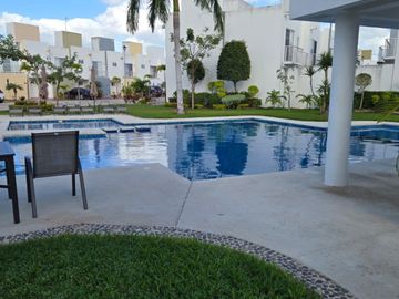 Hermosa casa en Residencial Izamal