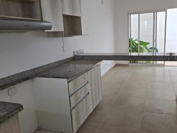 Hermosa casa en Residencial Izamal