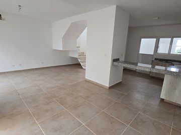 Hermosa casa en Residencial Izamal