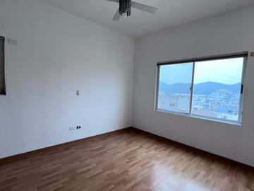 Casas Venta Monterrey  06-CV-7081
