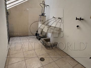 Casas Venta García  27-CV-5365