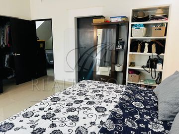 Casas Venta García  69-CV-2874