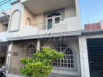 Casas en Venta en Ébanos X