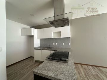 Departamento en renta en Torre Morat Bosque Real