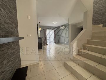 Casas Venta García  27-CV-5405