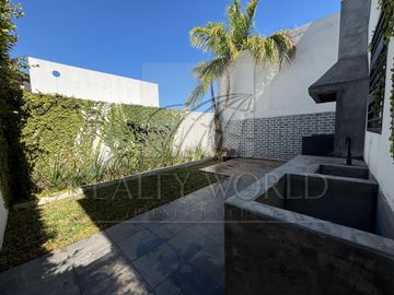 Casas Venta García  27-CV-5405
