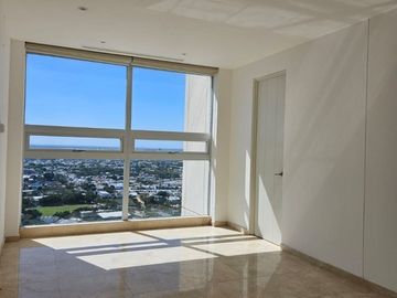 PENTHOUSE EN VENTA DE TRES HABITACIONES EN COUNTRY TOWERS