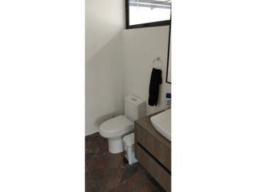 VENTA ESPECTACULAR CASA CAMPESTRE UBICADA EN RICAURTE CUNDINAMARCA