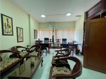 VENTA OFICINA EDIFICIO EDMON ZACOOUR BARRIO SAN PEDRO JH-WV 8907007