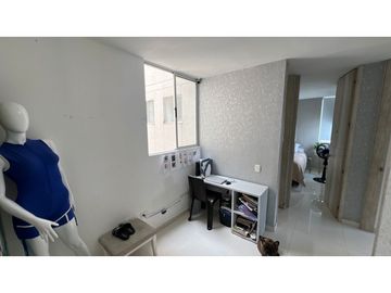 SE VENDE APARTAMENTO EN MIRAMAR