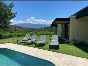 CASA CAMPESTRE EN SAN JERONIMO EN UNIDAD CERRADA