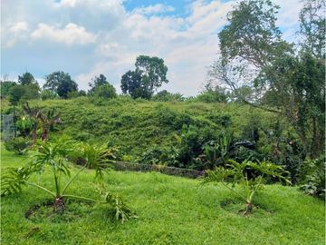 Se Vende Casa Campestre en Condominio, Vía al Caimo