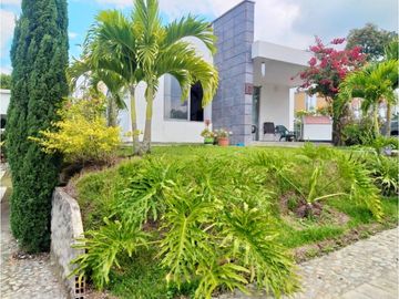 Se Vende Casa Campestre en Condominio, Vía al Caimo