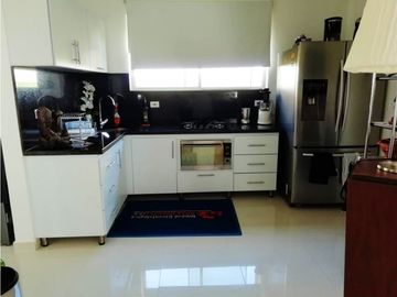 Se Vende Casa Campestre en Condominio, Vía al Caimo