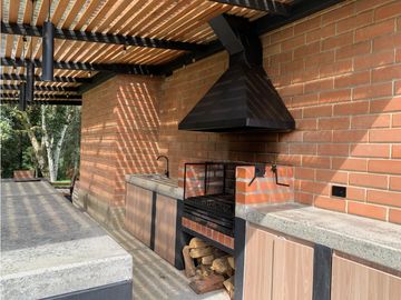Venta de Casa Campestre El Retiro Tradicional Reformada Vista Represa