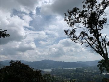 Venta de Casa Campestre El Retiro Tradicional Reformada Vista Represa