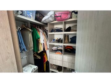 SE VENDE EXCLUSIVO APARTAMENTO EN EL PORTAL DE GENOVES