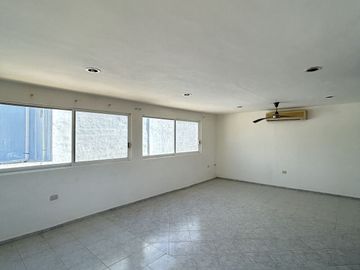CASA PRIVADA LAS QUINTAS