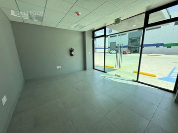 Se Rentan Naves Industriales 7,436m² (80,040 ft²)