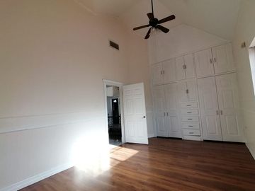 La Cañada, amplia casa con alberca y amplio cuarto de juegos
