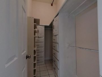 La Cañada, amplia casa con alberca y amplio cuarto de juegos