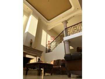 CASA EN VENTA EN FRACC. LOS MISIONEROS. CD. OBREGÓN, SONORA