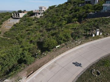 Terreno de 1120 m2 Country La Deseada, Mz 10 - impresionantes vistas, imperdible!