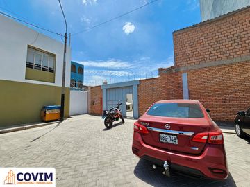Casa en venta en Yanahuara · Cerca del Ovalo Quiñones