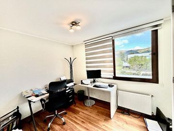 CASA CHAMISERO 3 D + SERVICIO + PISCINA + QUINCHO