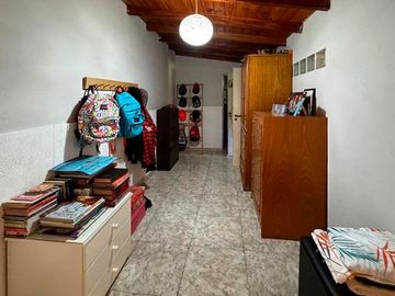venta casa 3 dormitorios funes todos los servicios permuta