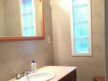 Casa en venta - 4 Dormitorios 5 Baños - Local - 380Mts2 - Olivos