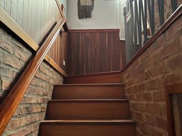 Casa en venta - 4 Dormitorios 5 Baños - Local - 380Mts2 - Olivos