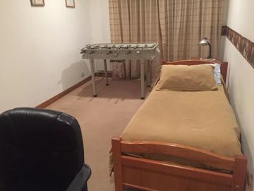 Casa en venta - 4 Dormitorios 5 Baños - Local - 380Mts2 - Olivos