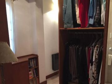 Casa en venta - 4 Dormitorios 5 Baños - Local - 380Mts2 - Olivos