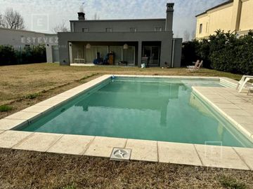 Casa en venta, 3 dormitorios, Area 2, San Matias, Escobar