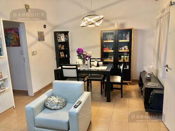 CHALET EN DOS PLANTAS EN ADROGUE