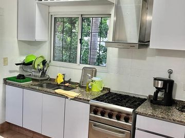 CHALET EN DOS PLANTAS EN ADROGUE